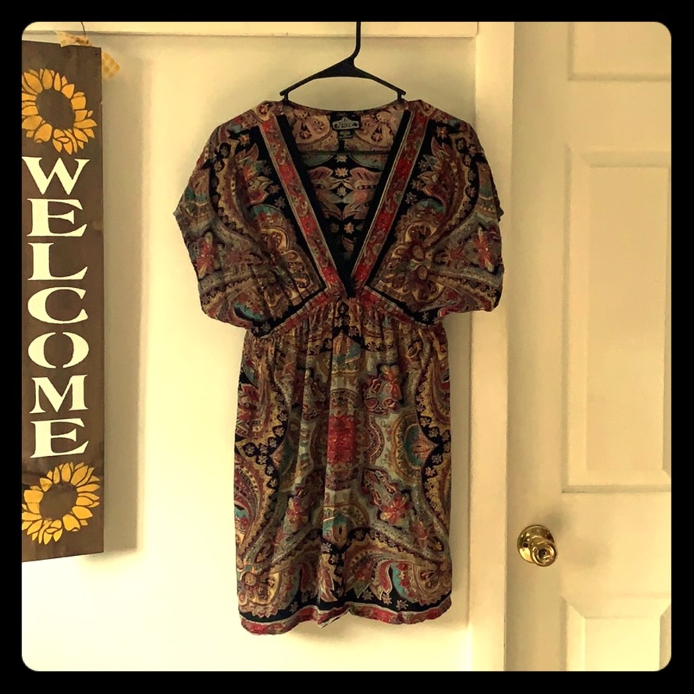 Women’s V-Neck Kimono Sleeve Dress